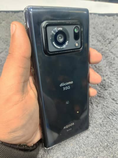 Aquos R6 for sell argent exchange possible only panel change