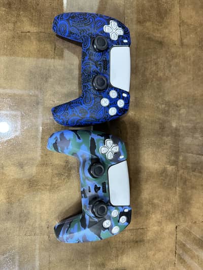 Playstation Controller with Skin