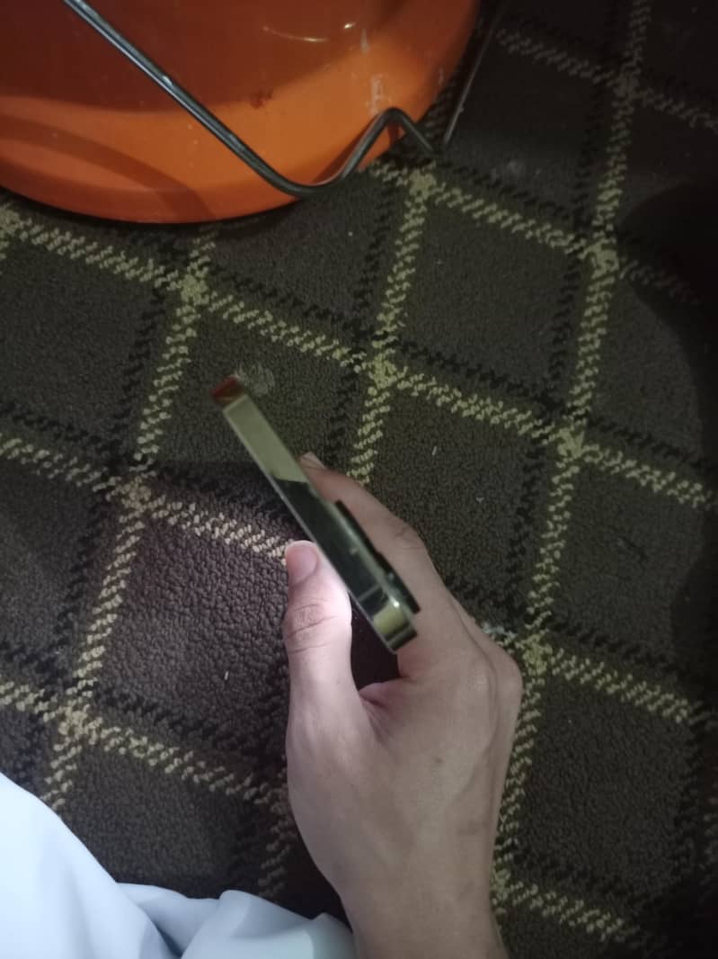 iphone 13 pro max - screen changed 2