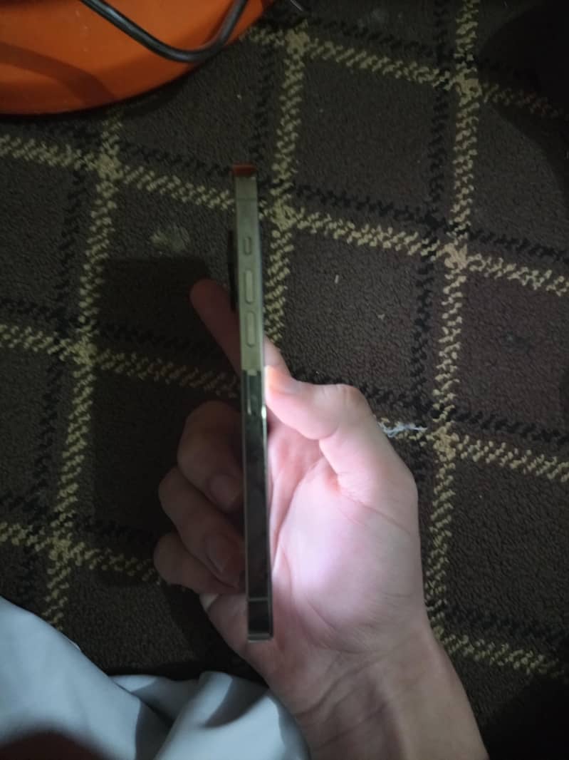 iphone 13 pro max - screen changed 5