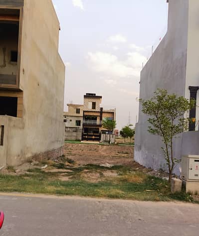 5 Marla Residential (All Dues Clear) Plot For Sale In Crystal Block Park View City Lahore