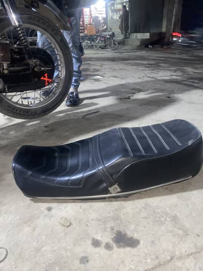 125 Stylish Seat