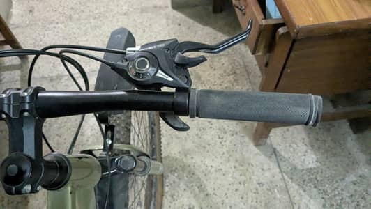 Sports BICYCLE/ Multiple Gears Mountain Bike