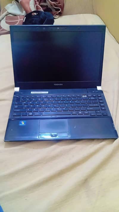 Toshiba Laptop Core i5 / 2nd Generation