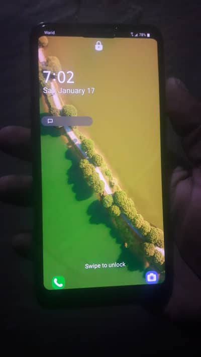 LG v 50 6 GB raim 128 GB mammary all working ok just back brake  only
