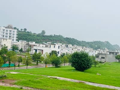 Premium Location 12 Marla Plot Block B