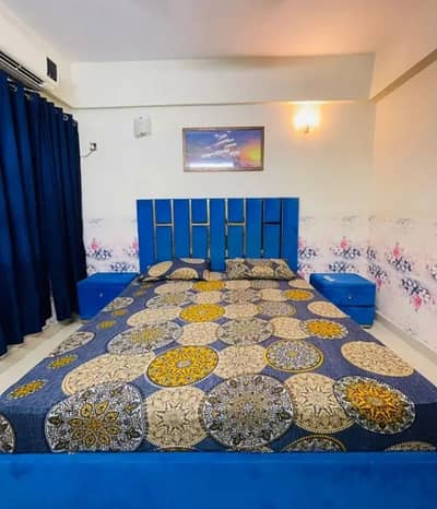 Two bedroom phr day short Time apartment available bahria twon
