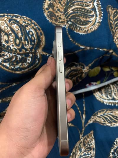 Iphone 15 pro 128 gb factory unlocked Lla