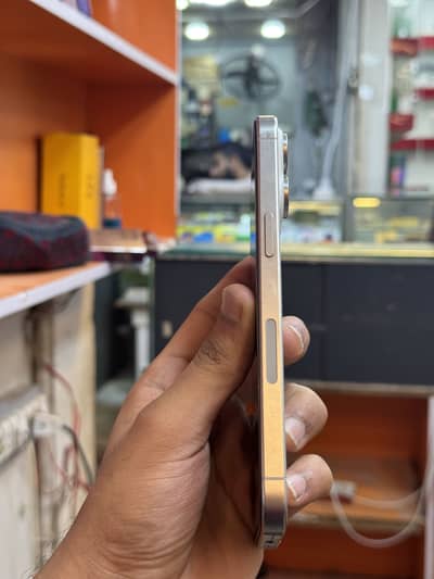 Iphone 15 pro max 256 gb non