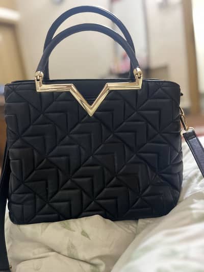 Women handbag order from USA