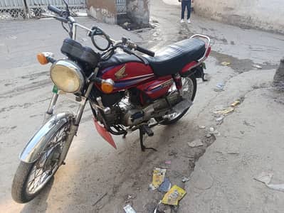 HONDA CD 100