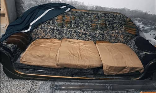 Used but heavy solid deco colour furniture urgent sale