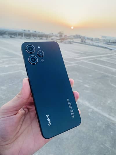 Redmi 12 10by10 condition