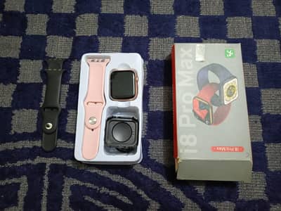 I8 Pro Max Smart Watch - Full Box Stylish Look , Great Conditon!
