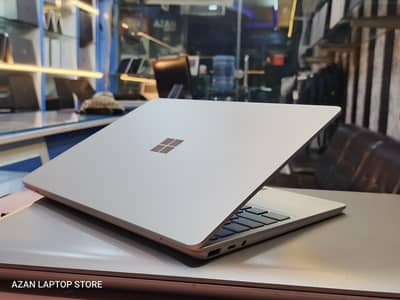 Surface Go 2 Laptop 16GB Ram 256GB SSD 10/10 Condition