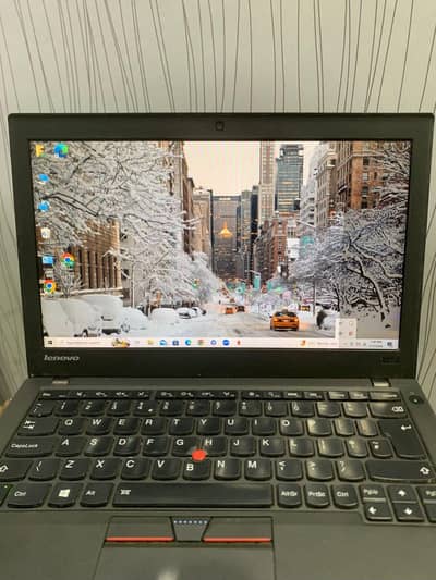 Lenovo x250 core i5 5th generation 8 gb ram 500gb hard