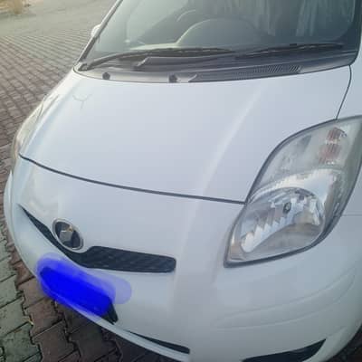 Antique Vitz 9/13 (1000cc)