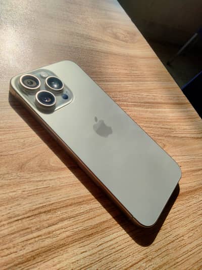 15 Pro Max 512GB JV with BOX