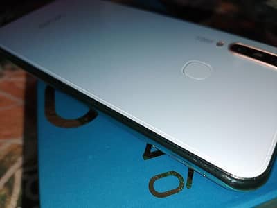 I'm selling this mobile because I am purchasing my dream phone