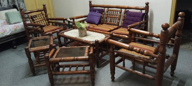 Solid Wood Traditional 6-Piece Peerha Sofa Set (Excellent Condition)