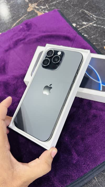 Iphone 16promax 256gb complete box non pta physical e sim