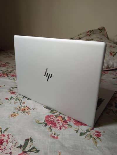 HP Elitebook 745 G6