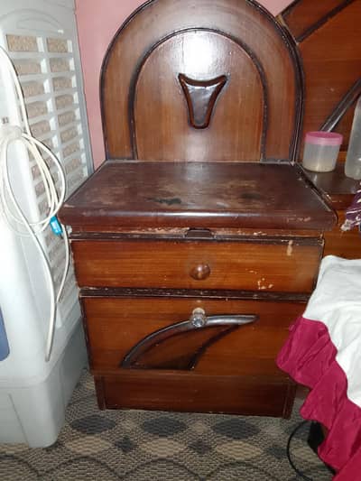 2 Side table Urgent sell