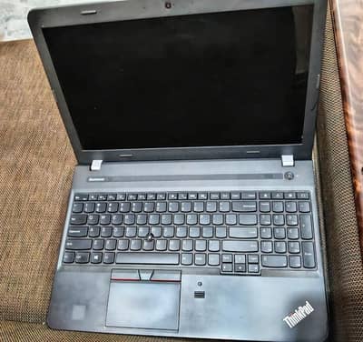 Lenovo thinkpad E560 i5 6gen 8gb 256gb