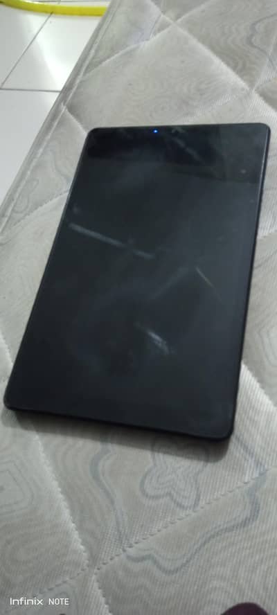 lenovo M8
