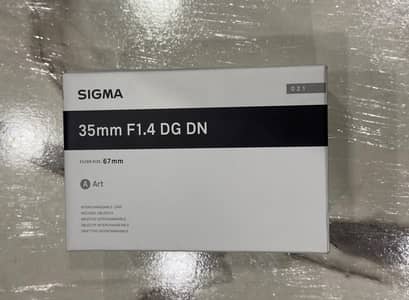 Sigma 35mm f/1.4 Lens – Like New