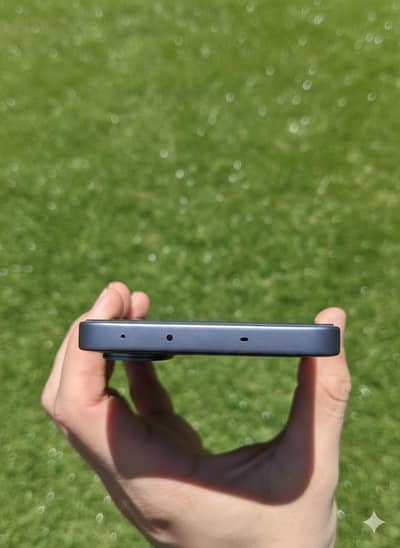 OnePlus ace 5 ultra.  16/512