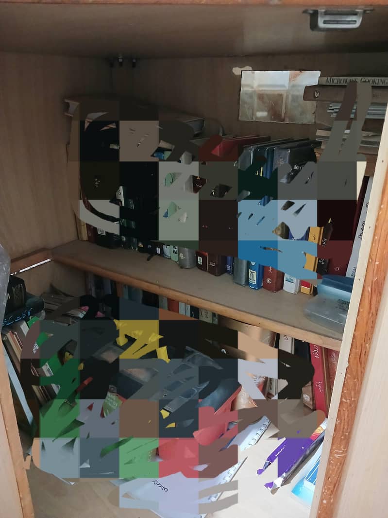 Table for TV and computer 3