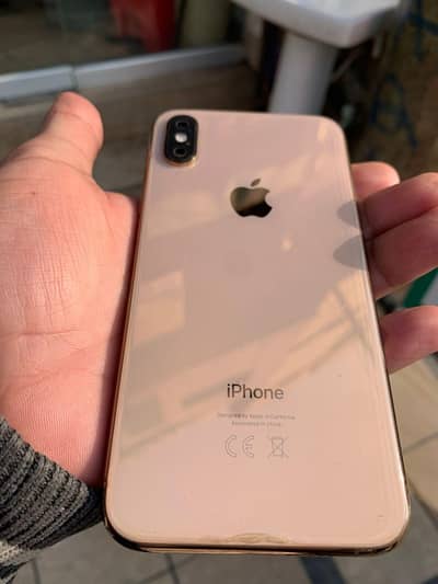 I phone Xs pta approved 64gb 76 health 03087901020