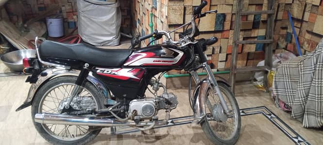 Honda CD 70 2024 model 2025 sticker