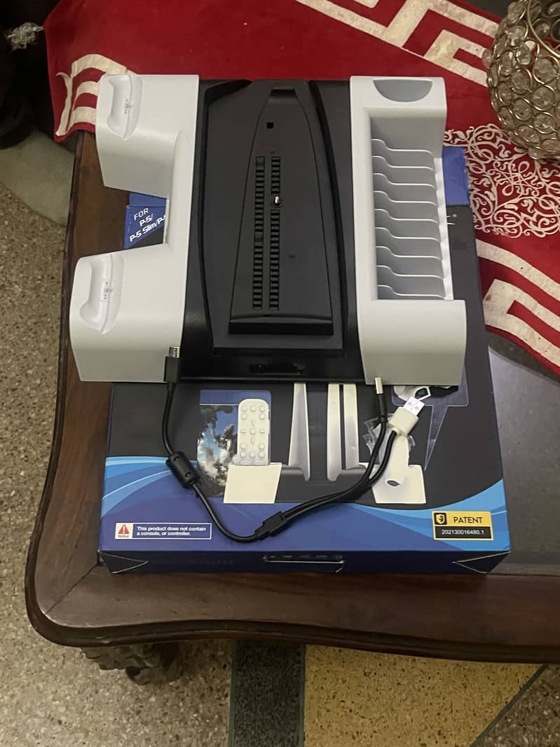 Multi function cooling charging dock 1