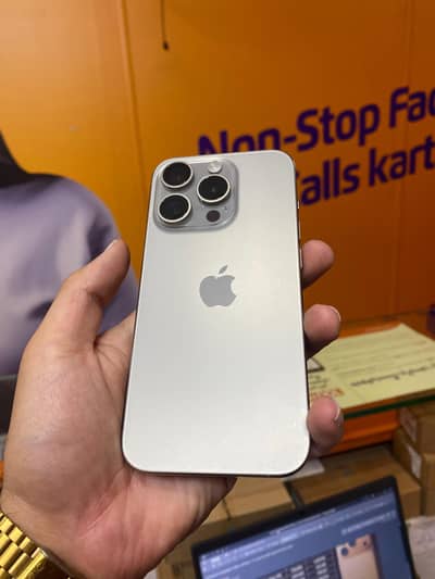 iPhone 15 pro 128 gb pta approved