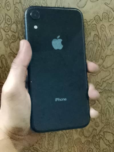 iphone XR content only whatsapp