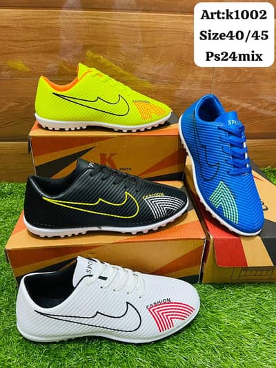 FOOTBALL SHOES GRIPPER KIDS ADULT SIZES