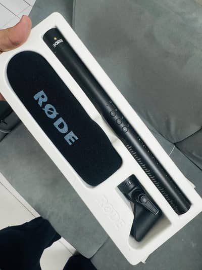 Zoom H4N Pro + Rode NTG4+ Shotgun Mic with Cable