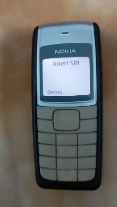 Nokia 1112
