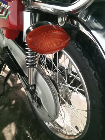 Honda CG 125 Euro 2022 Red – Original Condition – Karachi
