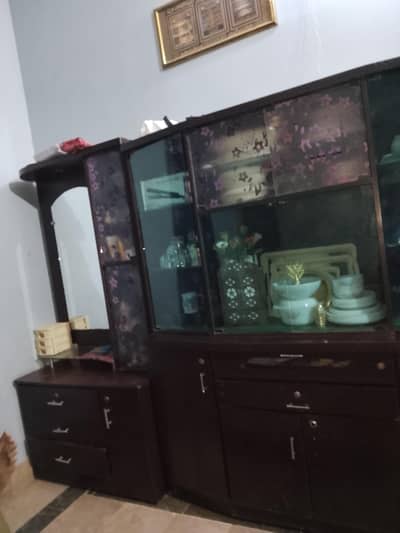 Devider and Dressing for sell