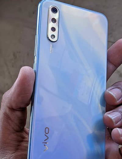 vivo s1 6 128 full A1 da 03109626907 whatsap exchange possible