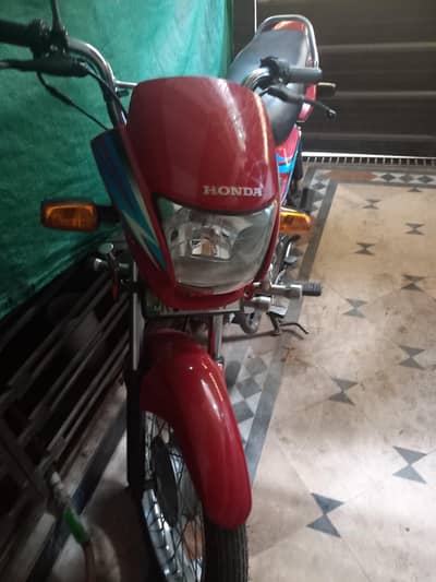 Honda Pridor – Excellent Condition – New Tires Installed!