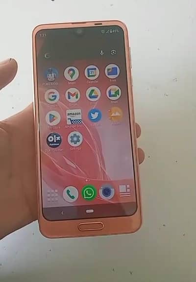 Aquos r2 mobile for urgent sale 10/10 condition