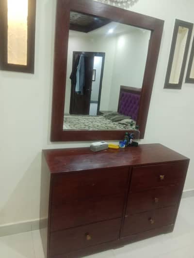 Dressing Table for Sale
