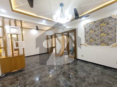 House for Rent in Media Town