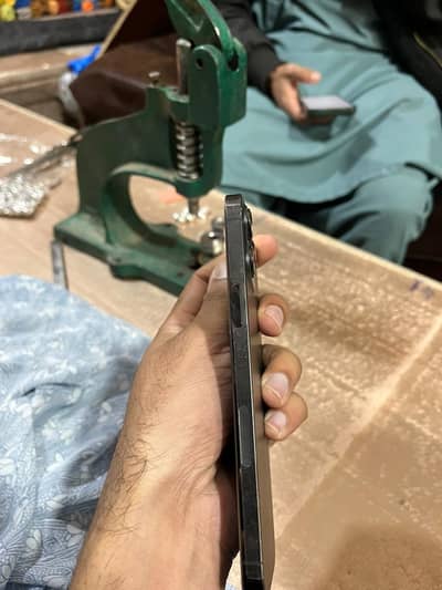 iphone 12pro max battery 79 percent