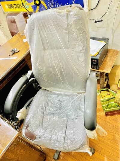 Office table for sale