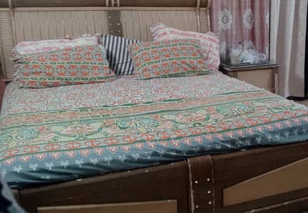 bedroom set for sell